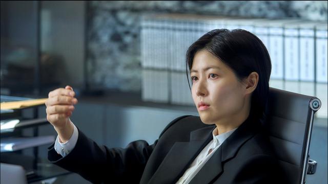 심은경, 일본 휩쓸고 6년 만 드라마 복귀…하정우 위협한다(건물주)