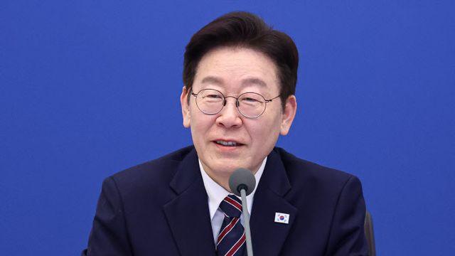 “시장 때 30만원”…李, 교복값 60만원 ‘부모 등골브레이커’(종합)