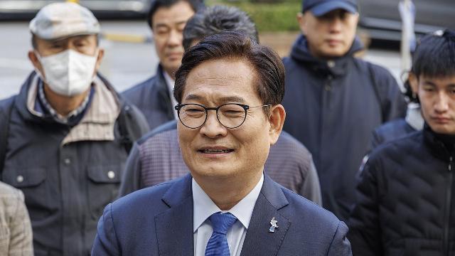 '돈봉투 의혹' 송영길 징역 2년→전부 무죄…