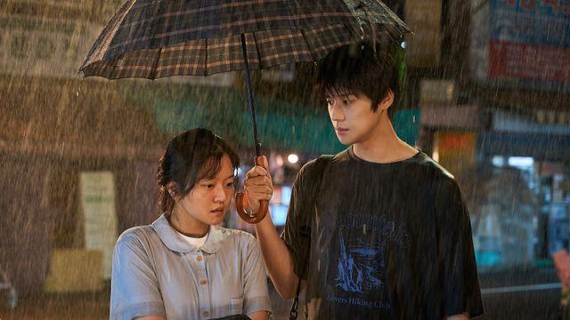 빛과 어둠 사이, 결핍이 사랑이 될 때 ‘파반느’ [IS리뷰]