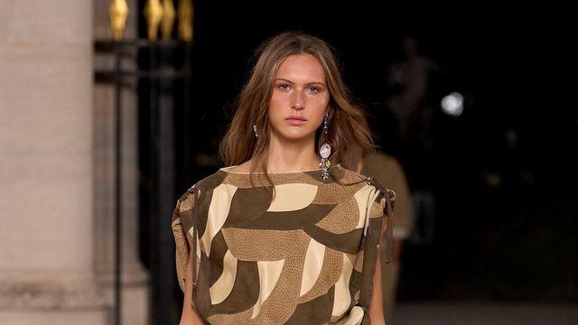 이 백팩 하나면 출근부터 저녁 약속까지 충분합니다