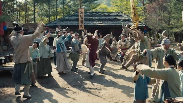 '휴민트' 제쳤다…하루 만에 박스오피스 1위 탈환하며 재역전한 '한국 영화'