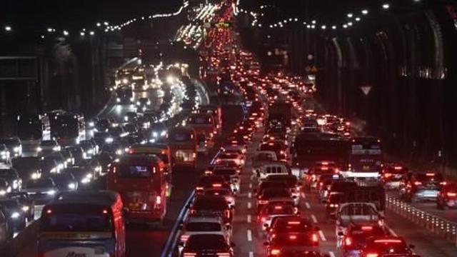 설 연휴 교통 혼잡 예측... 주요 구간 소요시간 '최대 8시간53분'