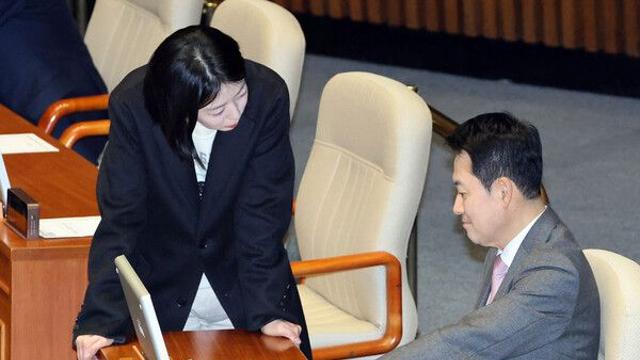 국힘, 배현진 '당원권 정지 1년' 중징계…배현진 