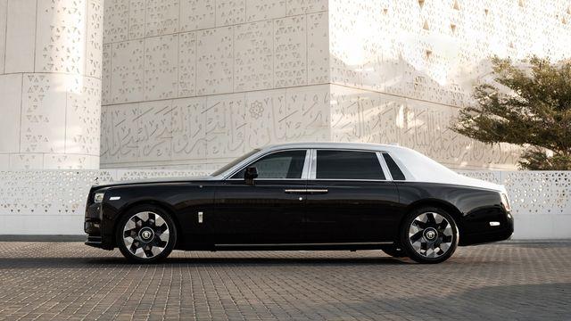 “1대 위해 무려 5년 연구했다”... 롤스로이스, '팬텀 아라베스크' 공개