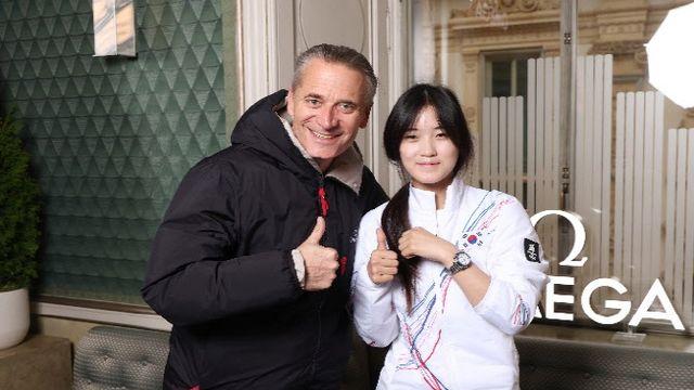 최가온, 한국 첫 金 이어 오메가 시계까지…“이 순간 오래 기억”