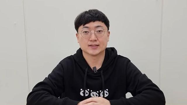 '충주맨' 사표 쇼크, 하루만에 3만명 빠졌다…'충TV' 발칵