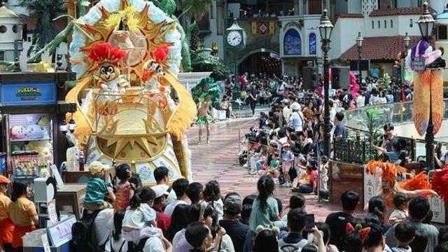 에버랜드·롯데월드 다 제쳤다…설 연휴 가장 사람 붐비는 곳 1위는 '이곳'