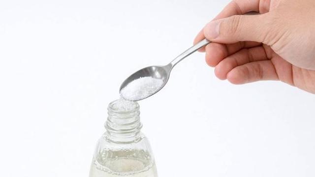 주방세제에 ‘소금’만 뿌려보세요…다들 