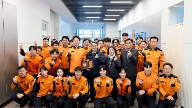 김동연 경기도지사의 특별한 명절 준비. 설 연휴 첫 날 전통시장·소방서·복지시설 등 찾아 민생 챙겨