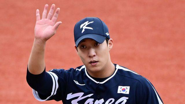 'WBC 부상 낙마' 원태인, 일단 최소 3주 휴식→삼성 日 캠프서 재활 [오키나와 현장]