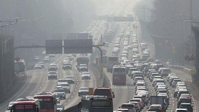 설 연휴 둘째 날, 귀성 정체 절정…서울→부산 4시간 50분