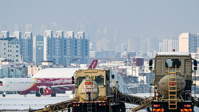 기혼 부하에 연애 감정 표현한 공군 장교…감봉 징계 정당