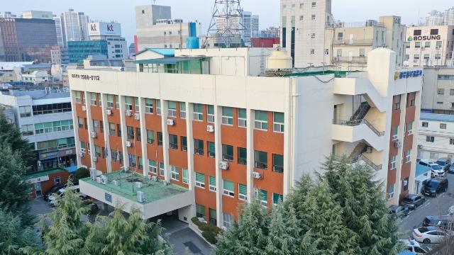 설 연휴에 지인 흉기 협박 60대 현행범 체포