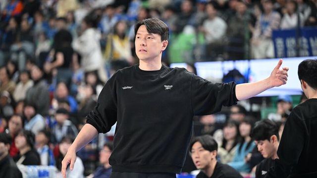 '5연패 탈출' 김효범 삼성 감독 