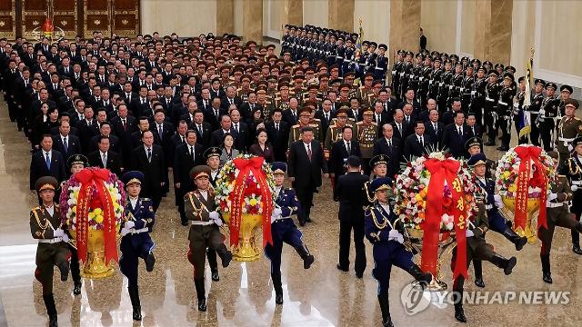 김정은, '김정일 생일'에 금수산궁전 참배 불참