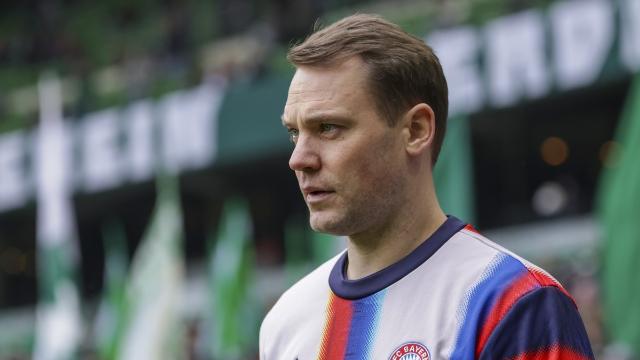 뮌헨 캡틴 GK 노이어, '데어 클라시커' 앞두고 종아리 부상