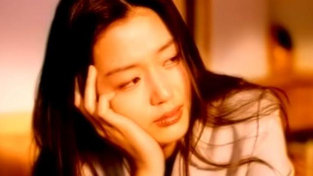 언니들 얼굴 보느라…넋 놓고 보게 되는 비주얼 충격 영화 5 (+볼 수 있는 곳)