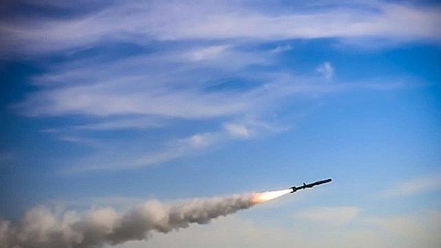 이란, 미 핵협상 앞 호르무즈 군사훈련…美 항모압박 '맞불'