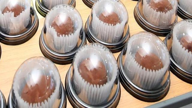 “두쫀쿠 2000원 떨이해도 안 팔린다” 악성 재고에 고통 호소하는 자영업자들