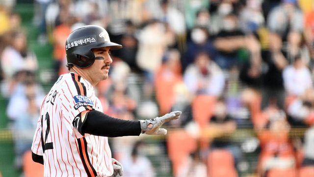 '한화 출신' ML 41홈런 외야수, 행선지 찾았다…메츠와 마이너 계약 합의