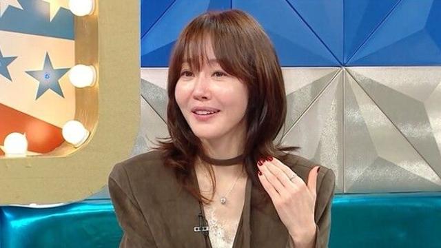 혓바닥 뚫은 엄지원...측근 최대철의 '폭로' ('라디오스타')