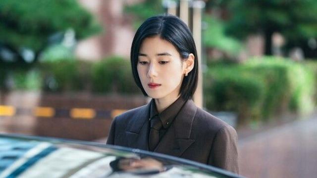 ‘아너’ 정은채, 다 뒤집었다…연우진과 손잡나 ‘빅딜’ 초읽기