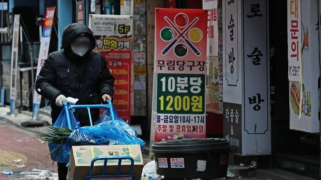 대출 자영업자 20명 중 1명은 채무불이행…5년새 3배로 뛰어