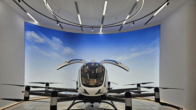도로엔 로보택시, 하늘엔 플라잉카…현실이 됐다