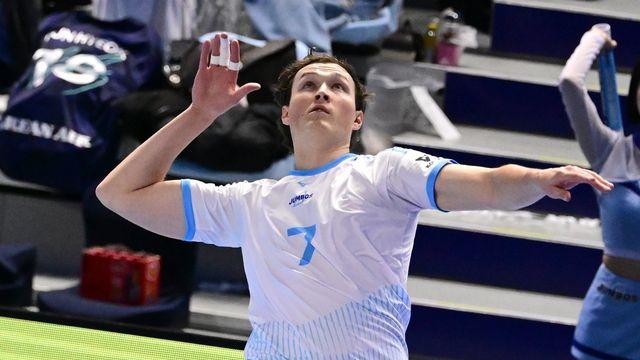 [SD 리뷰 in 인천] ‘이든 깜짝 선발 카드’ 통한 대한항공, OK저축은행전 3-0 완승…2연패 탈출-선두 현대캐피탈과 승점 차 좁혔다