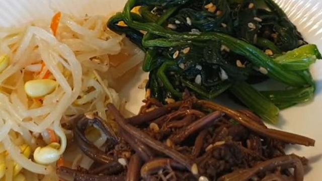 명절에 쓰고 남은 나물에 '가위'를 대보세요…편식하던 아이들도 달려 옵니다