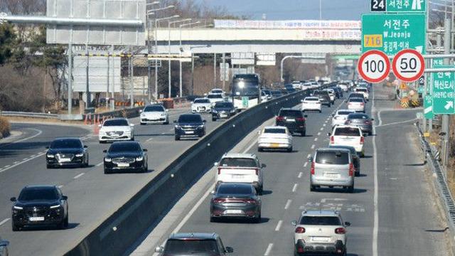 ‘설 연휴 마지막’ 귀경길 정체 시작···오후 3시~4시 절정