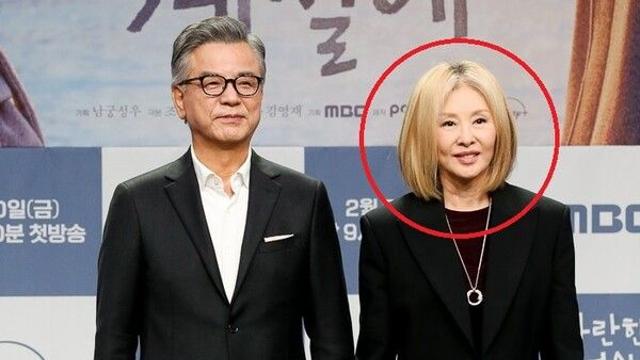 65세 이미숙, '17세 연하 호스트 스캔들' 재조명...