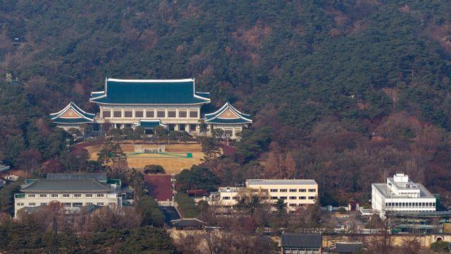 尹, 1심 무기징역에…靑 “별도 입장 없다”