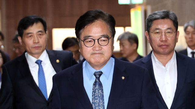 '격분'부터 '환영'까지…尹 판결, 범진보진영 반응은?