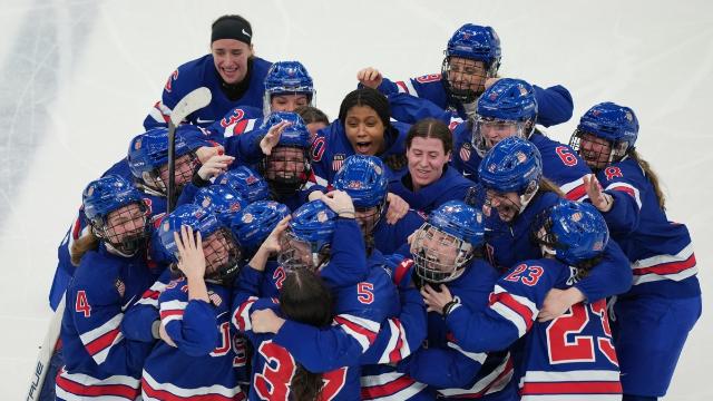 [올림픽] 여자부서 먼저 성사된 아이스하키 '관세 대리전'…미국 연장 승