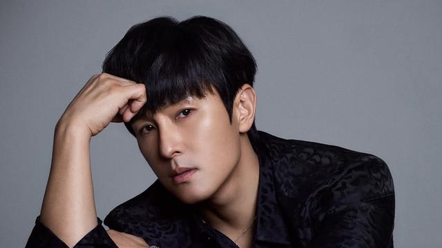 김동완, 성매매 합법화 논란..“인정하고 관리해야” 주장…폐쇄 계정 해명도