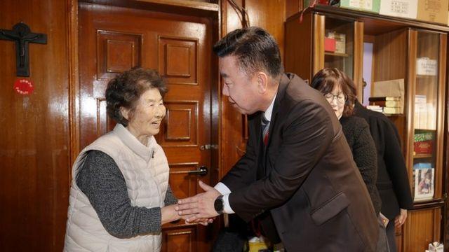 이범석 청주시장, 3·1절 앞두고 독립유공자 유족 위문