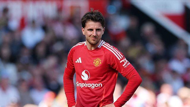 맨유 ‘역사상 최악 No. 7’ 매각 가능성 커졌다...“체력 문제로 활약 저조, 미래 계획 제외돼”