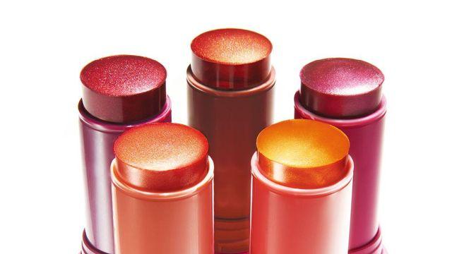 올봄 메이크업 필수템, 수채화 발색의 베네피트 스틱 블러셔