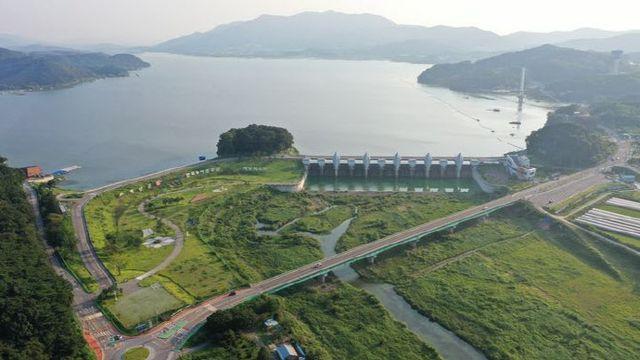 “안 보여요”…예당저수지서 20대 낚시객 물에 빠져 숨져