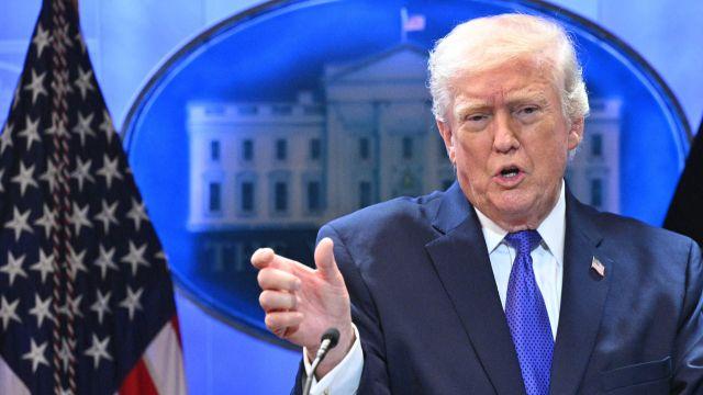 트럼프, 글로벌 관세 10→15%로 상향...