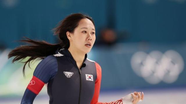 김보름 이후 8년 만의 메달 나올까…'4년 전 눈물 펑펑' 박지우 2전 3기→女 매스스타트 결승행 [밀라노 현장]