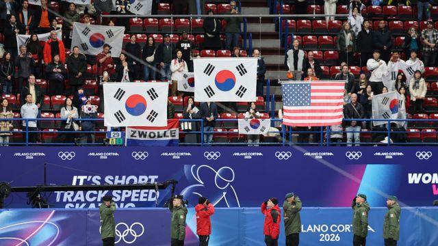 올림픽서 어떻게 이럴 수가, 항의 하루 만에 '잘못된 태극기' 사라졌다 [2026 밀라노]