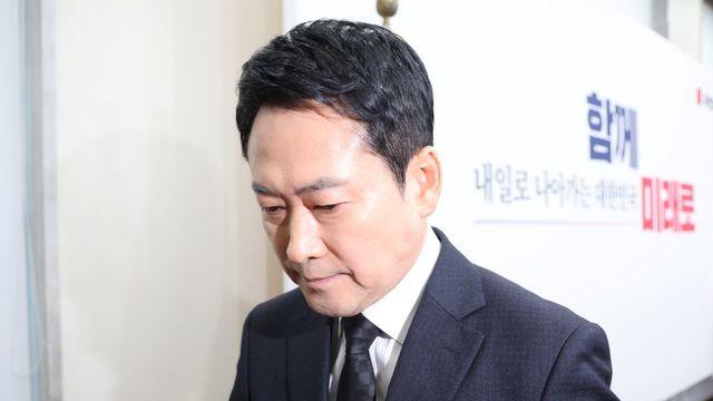 국힘 원외 당협위원장 등 25명, 장동혁 대표에 사퇴 요구