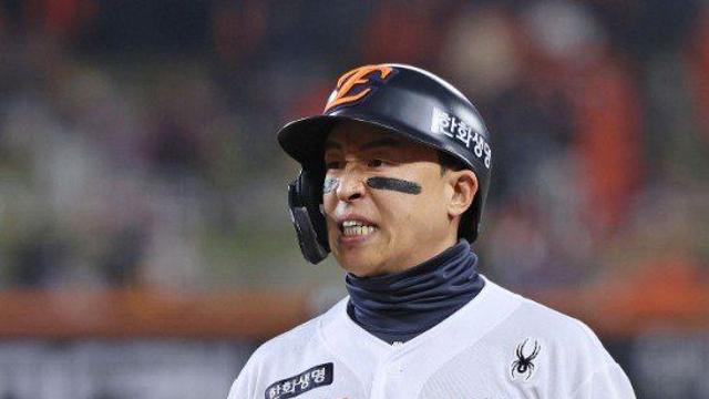 “열심히 하겠지만, 개인훈련은 개인훈련” 한화 김경문 감독, 손아섭을 오키나와에도 부르지 않은 이유