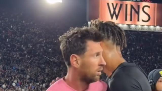 손흥민 대폭발 이유 이거였나?…SON 사라지니, 부앙가 '메시 유니폼 득템' 행운