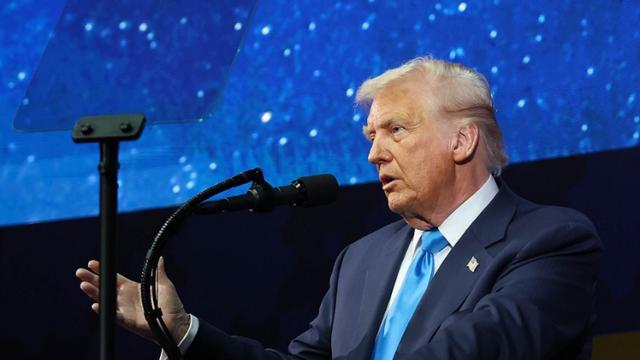 트럼프, '글로벌 관세' 10% → 15% 상향 