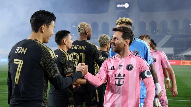 '손메 대전'서 웃은 손흥민