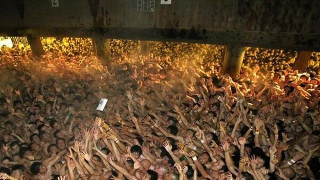 충격적인 日 '알몸 축제' 근황…1만명 몰리더니 '의식불명' 속출